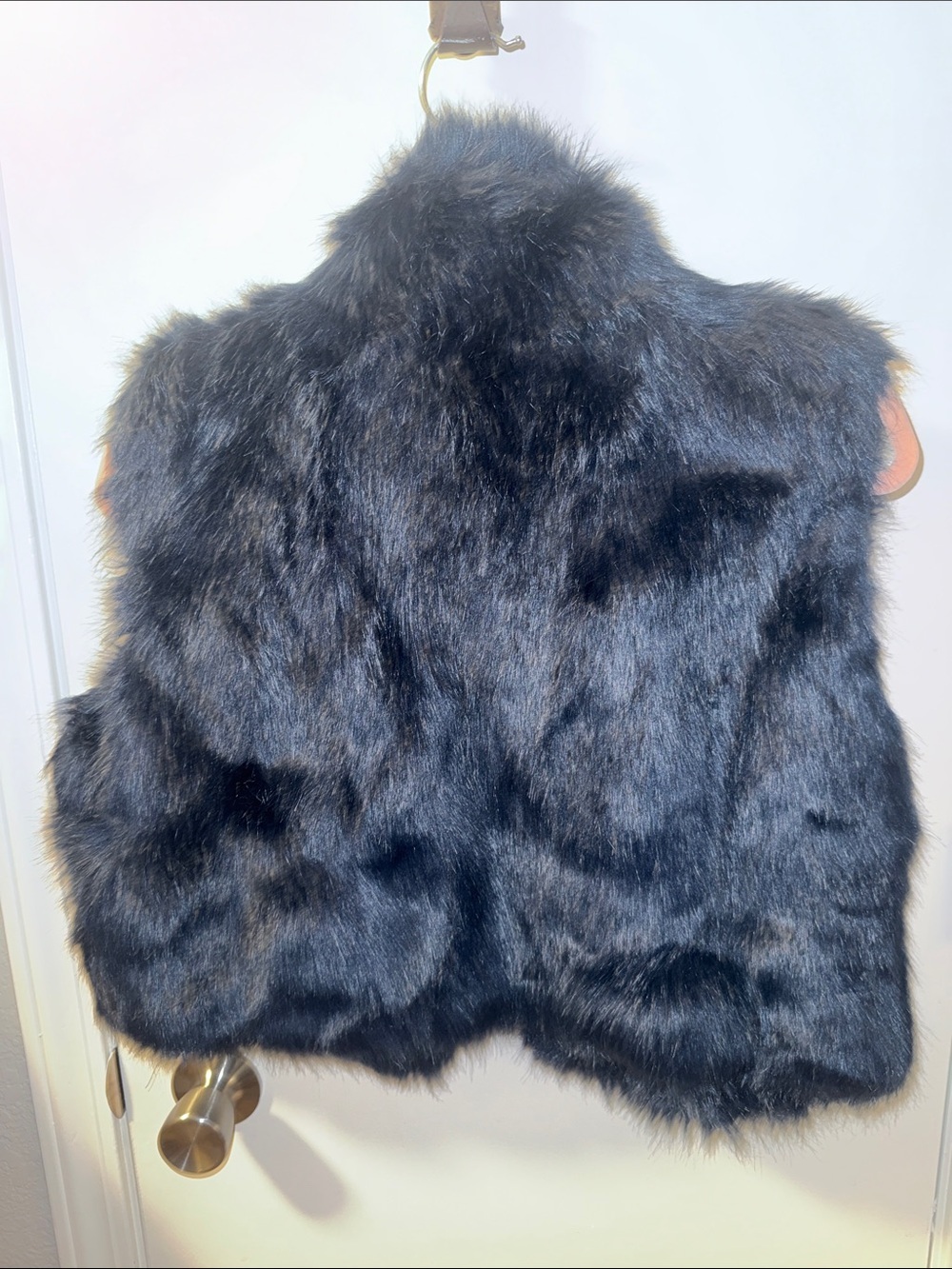 attention Deep Navy Faux Fur Vest - Picture 4 of 5
